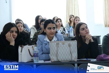 salon d'orientation2.jpg